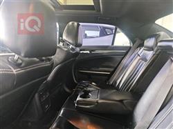 کرایسلەر 300